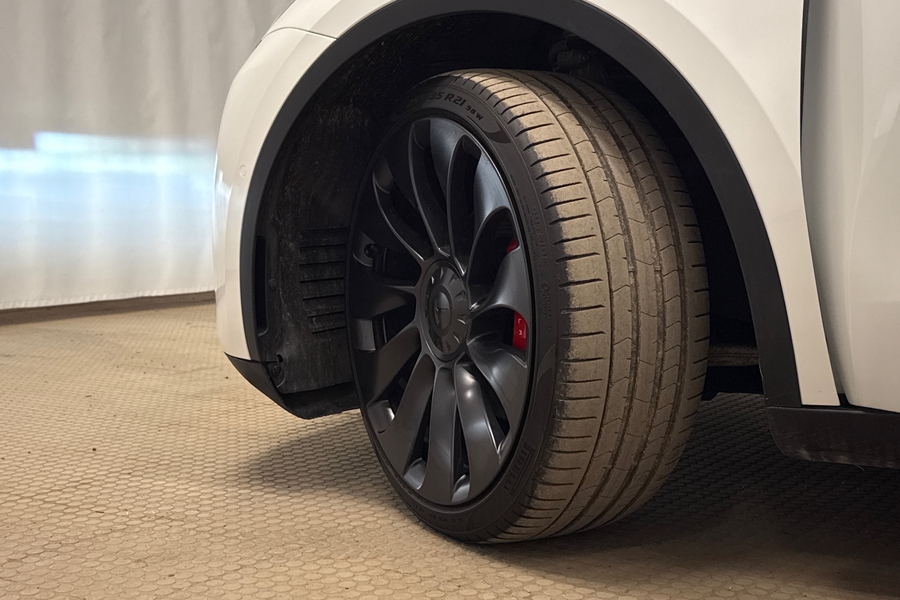 Tesla Model Y vaihtoauto