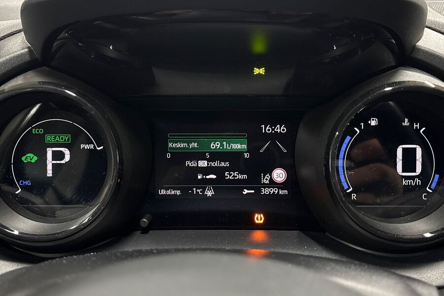 Toyota Yaris vaihtoauto