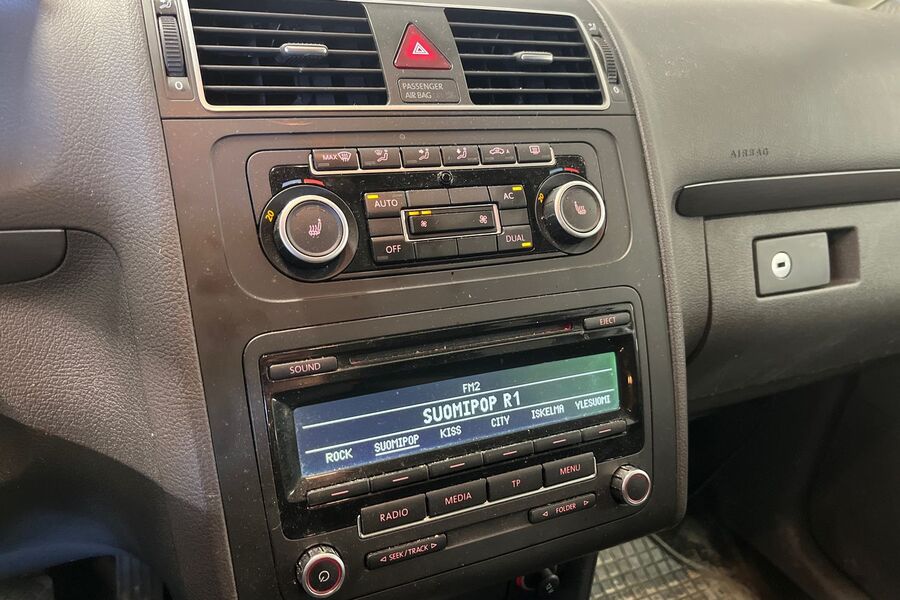 Volkswagen Touran vaihtoauto