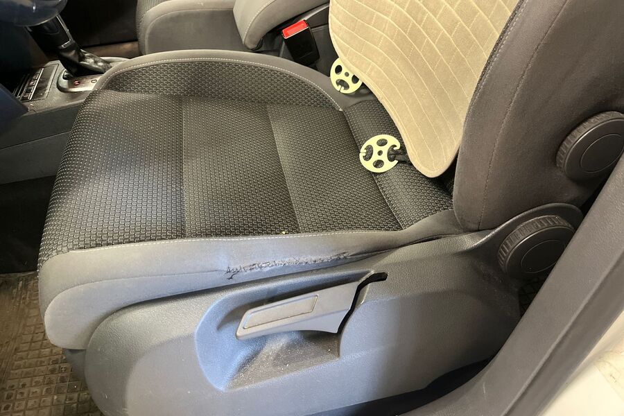 Volkswagen Touran vaihtoauto