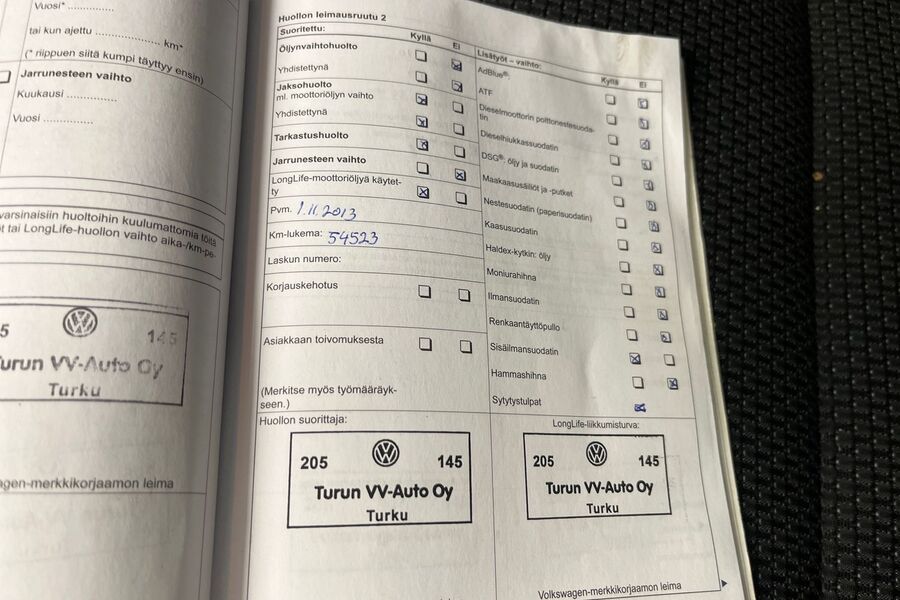 Volkswagen Touran vaihtoauto