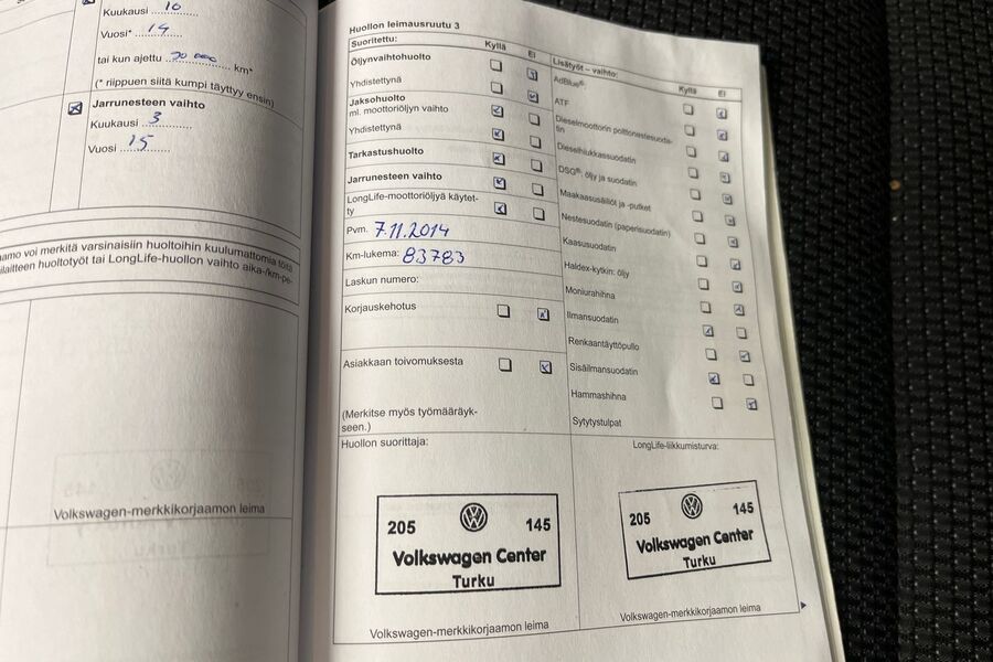 Volkswagen Touran vaihtoauto