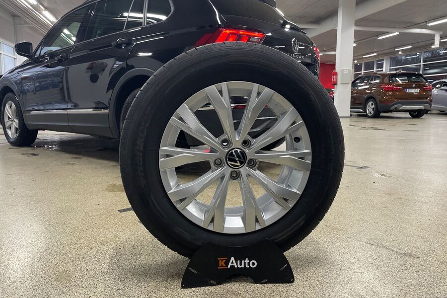 Volkswagen Tiguan vaihtoauto