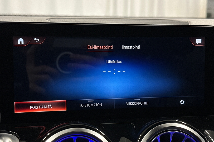 Mercedes-Benz EQB vaihtoauto