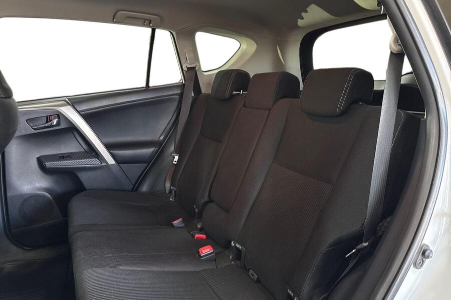 Toyota RAV4 vaihtoauto