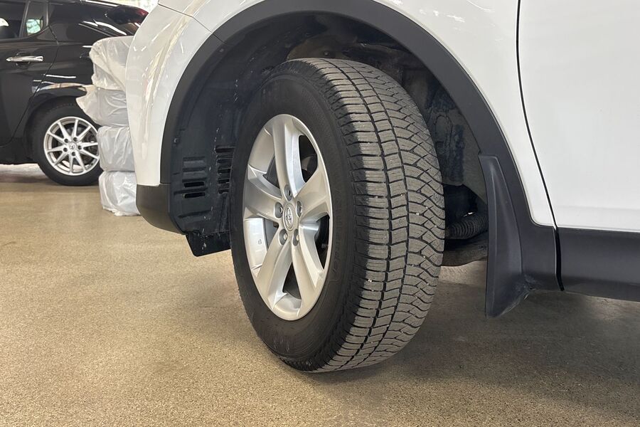 Toyota RAV4 vaihtoauto