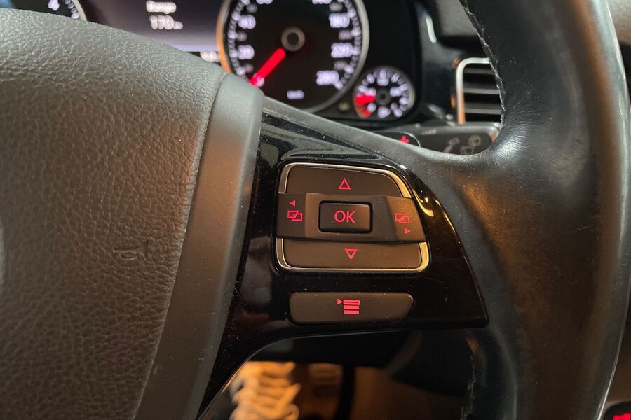 Volkswagen Touareg vaihtoauto