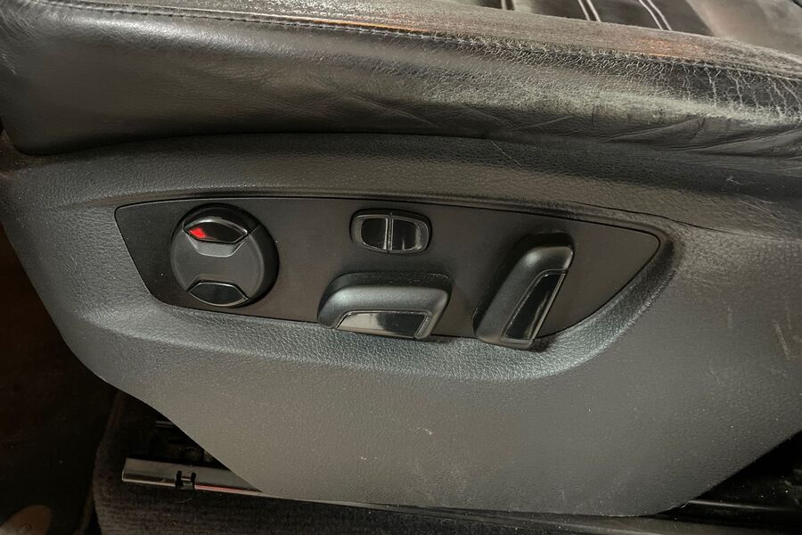 Volkswagen Touareg vaihtoauto