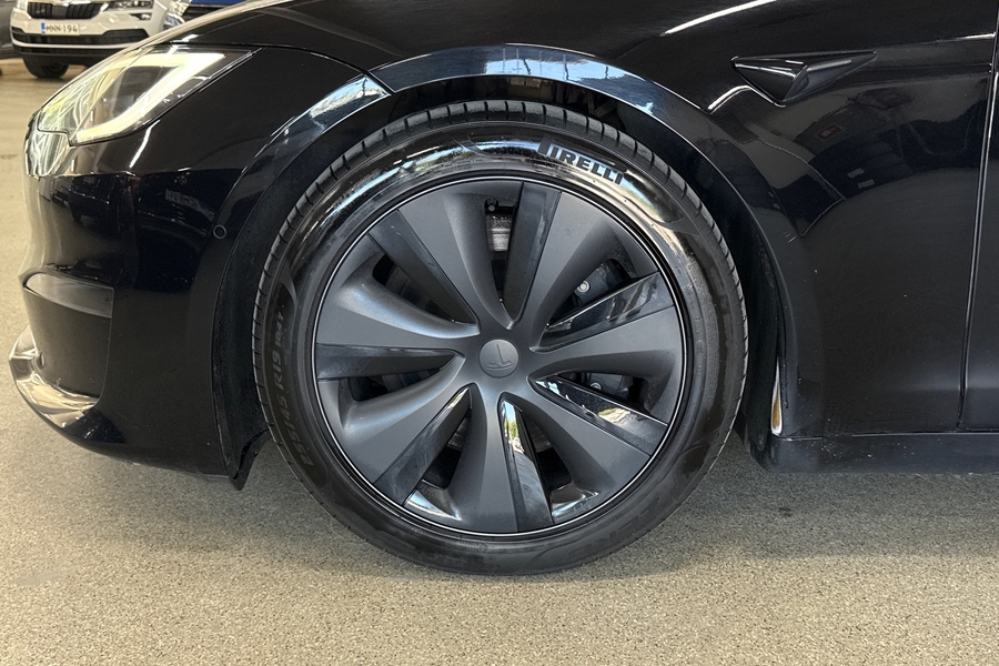 Tesla Model S vaihtoauto