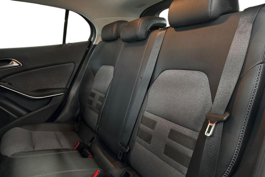 Mercedes-Benz GLA vaihtoauto