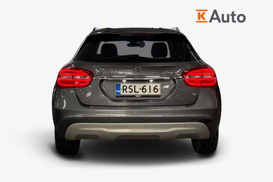 Mercedes-Benz GLA vaihtoauto