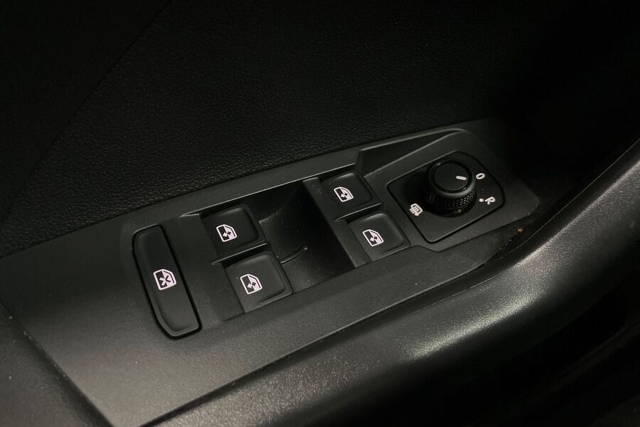 Volkswagen T-Cross vaihtoauto