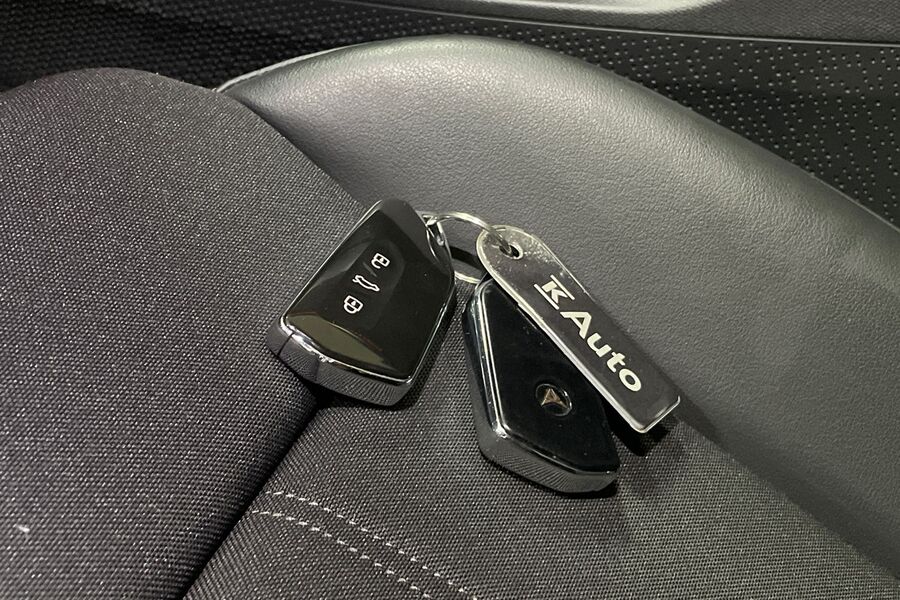 Cupra Leon Sportstourer vaihtoauto