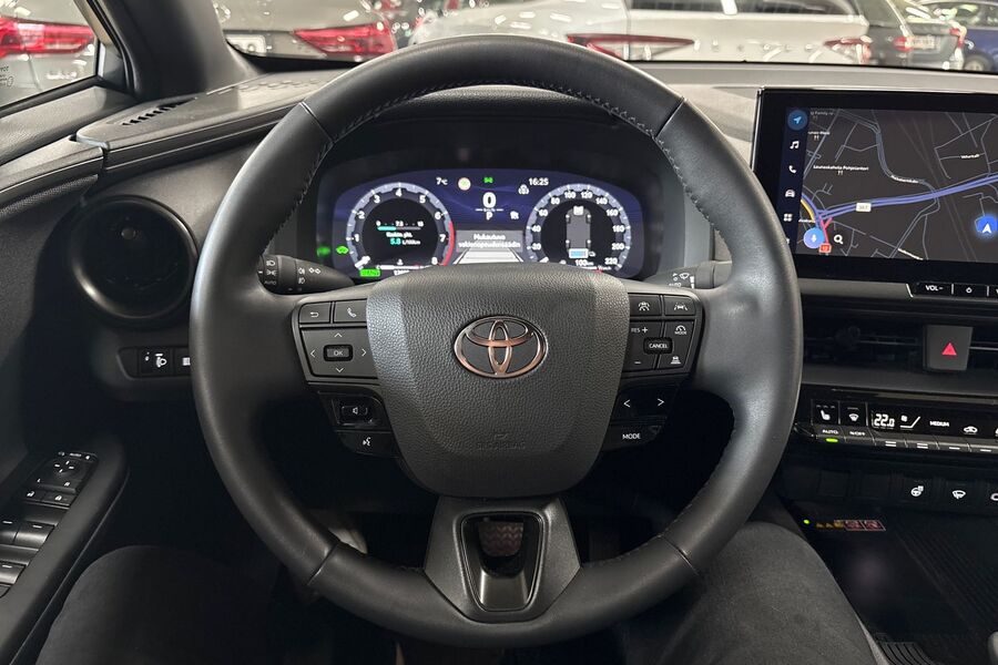 Toyota C-HR vaihtoauto