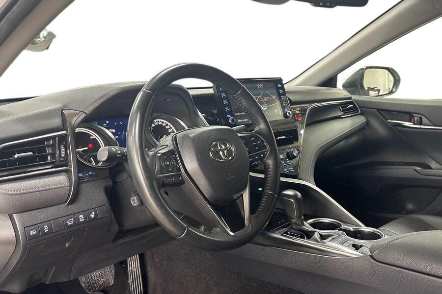 Toyota Camry vaihtoauto