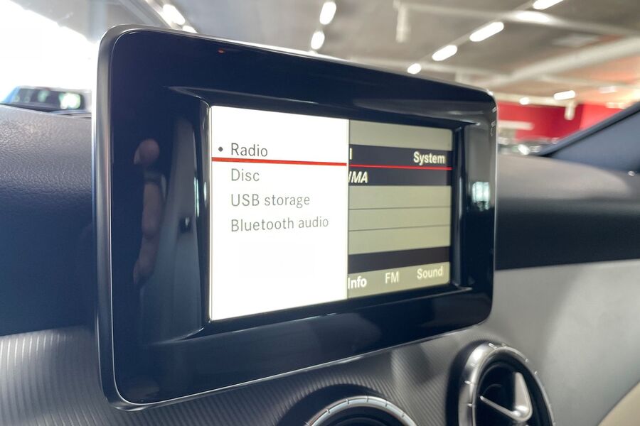 Mercedes-Benz CLA-sarja vaihtoauto