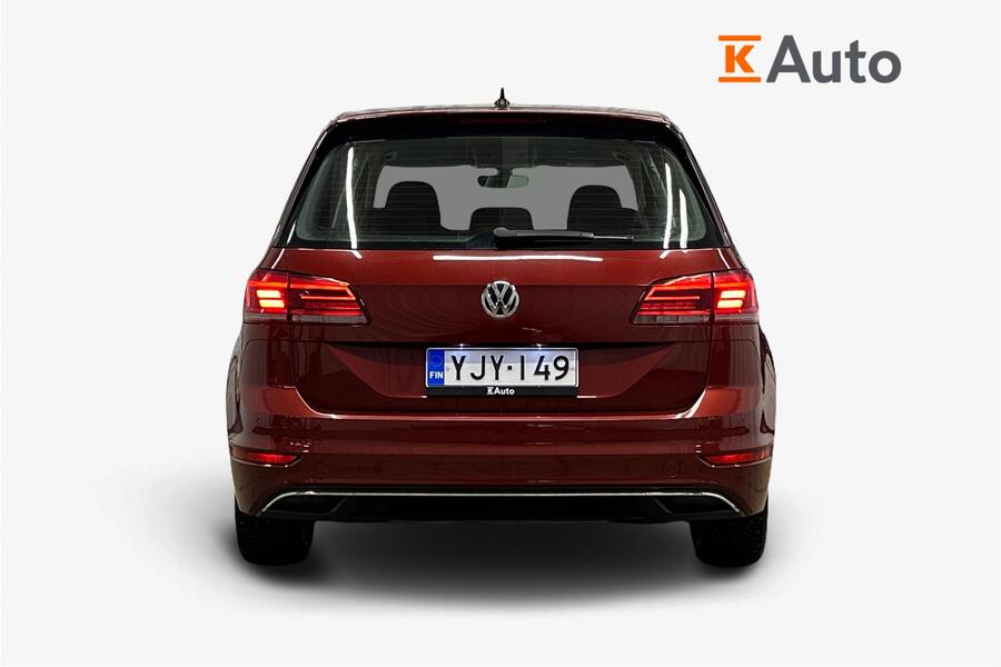 Volkswagen Golf Sportsvan vaihtoauto