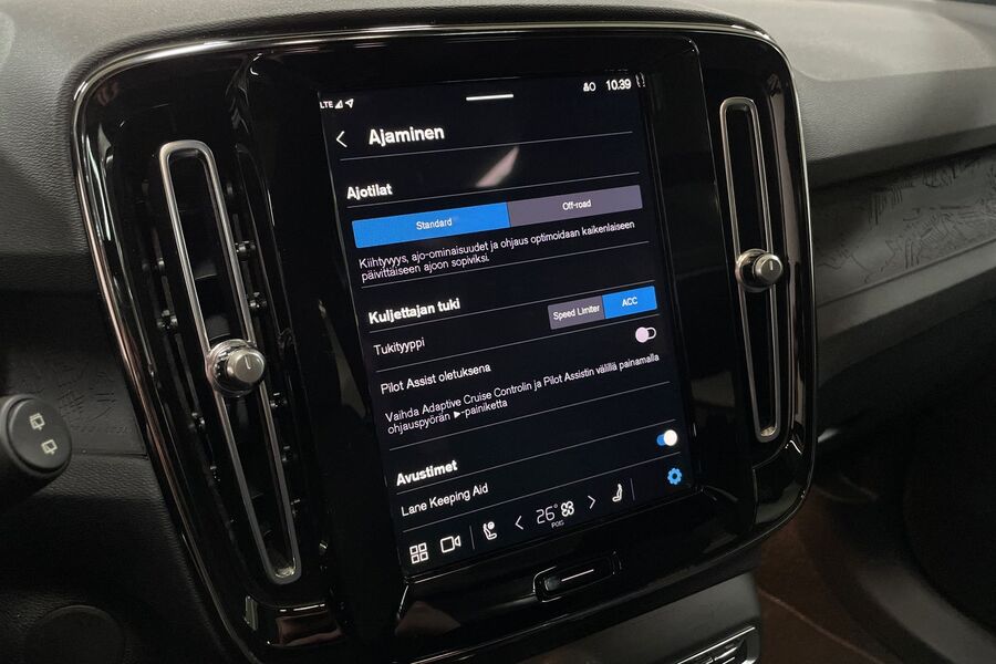 Volvo XC40 vaihtoauto