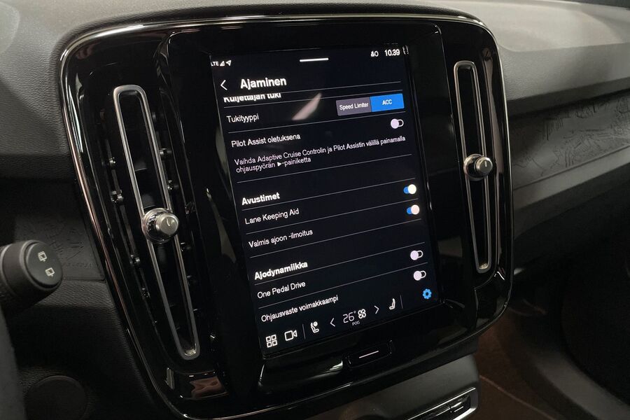 Volvo XC40 vaihtoauto