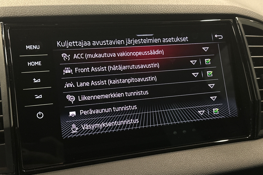 Skoda Karoq vaihtoauto