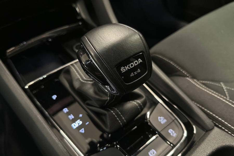 Skoda Karoq vaihtoauto