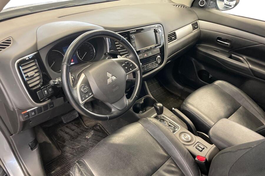 Mitsubishi Outlander vaihtoauto