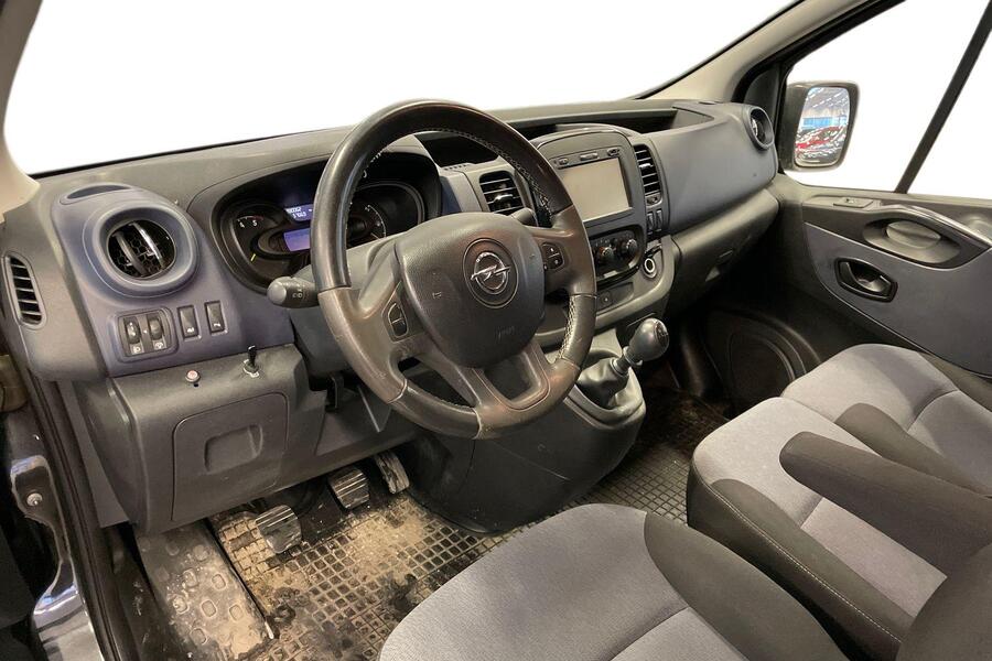Opel Vivaro vaihtoauto