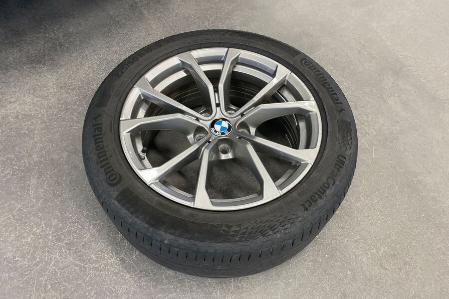 BMW 330 vaihtoauto
