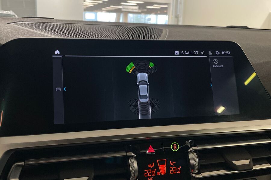 BMW 330 vaihtoauto