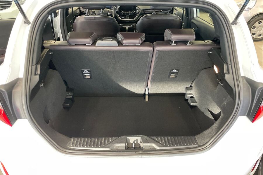 Ford Fiesta vaihtoauto