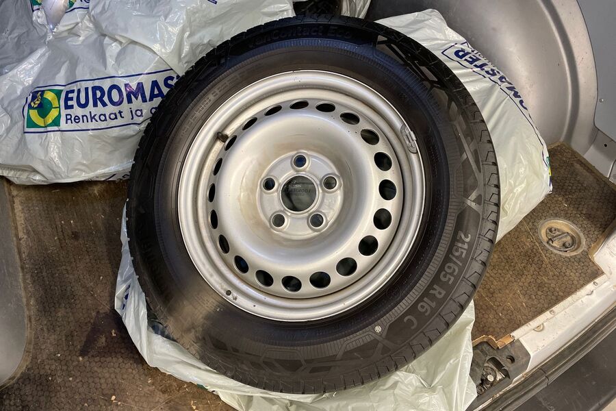 Volkswagen Transporter vaihtoauto