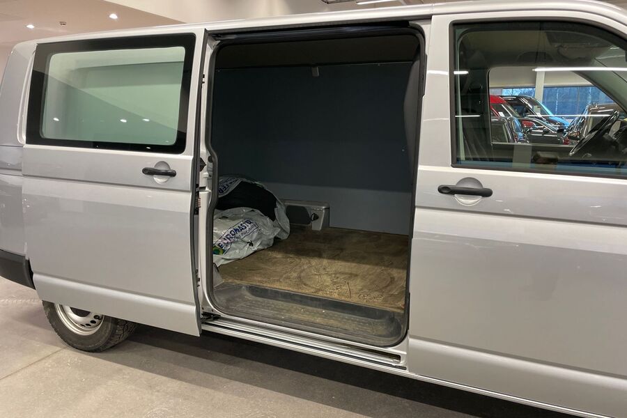 Volkswagen Transporter vaihtoauto