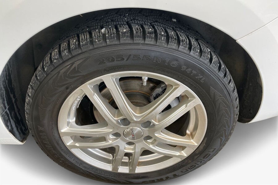 Opel Astra vaihtoauto