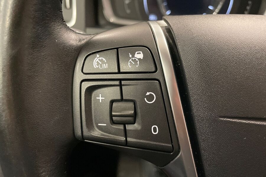 Volvo V60 Cross Country vaihtoauto