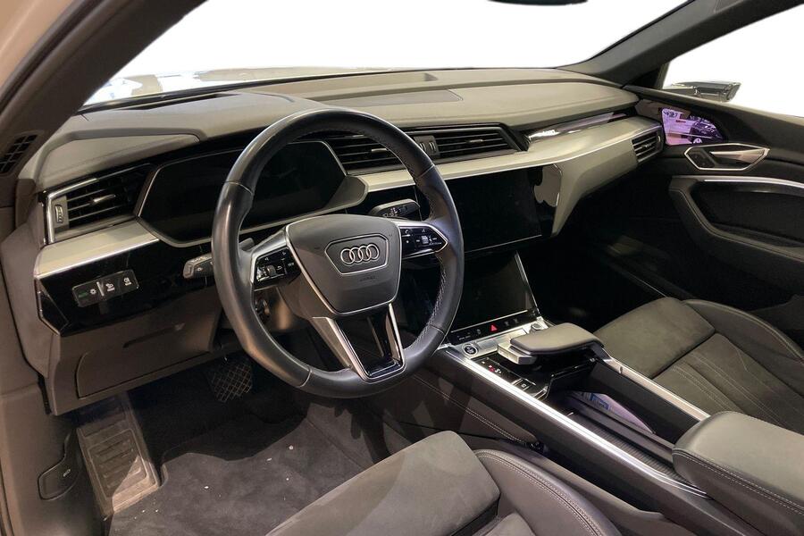 Audi Q8 e-tron vaihtoauto