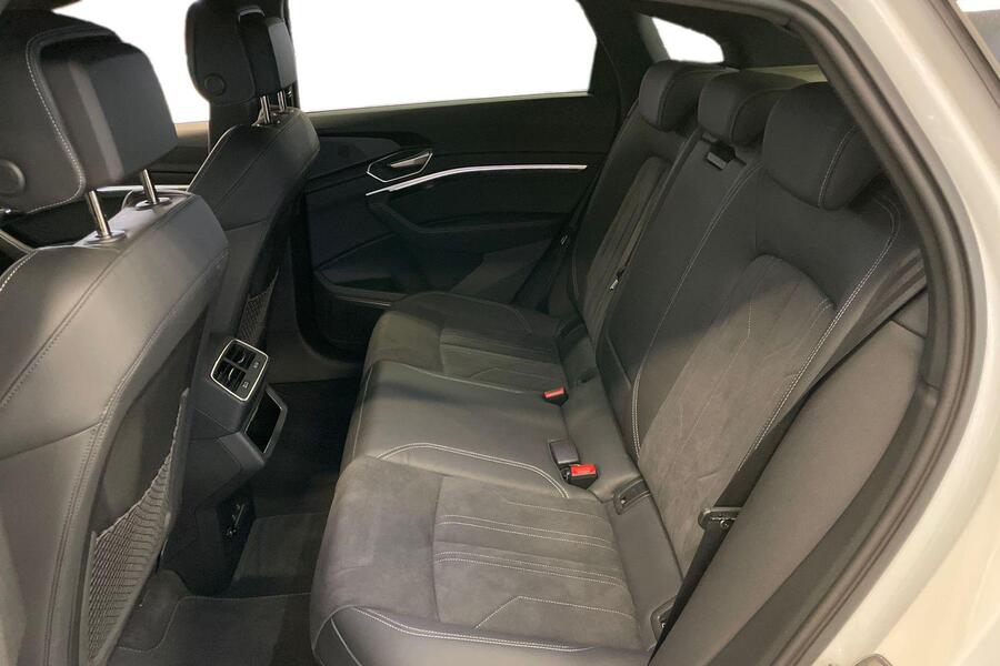 Audi Q8 e-tron vaihtoauto