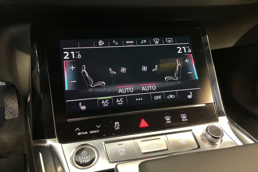 Audi Q8 e-tron vaihtoauto