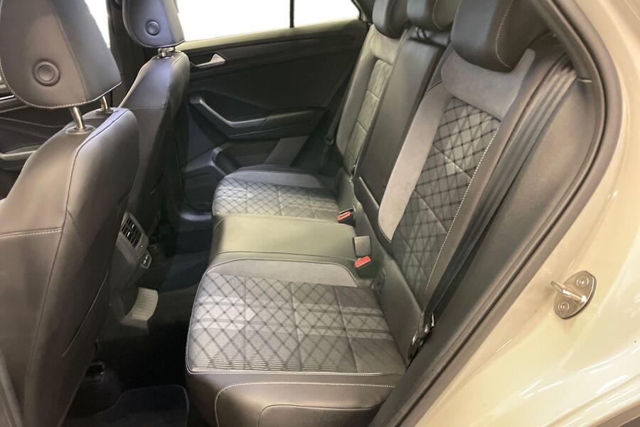 Volkswagen T-Roc vaihtoauto