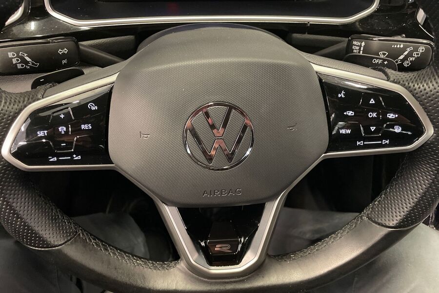 Volkswagen T-Roc vaihtoauto