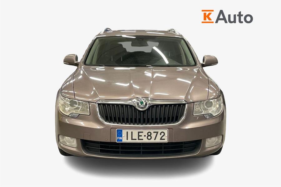 Skoda Superb vaihtoauto