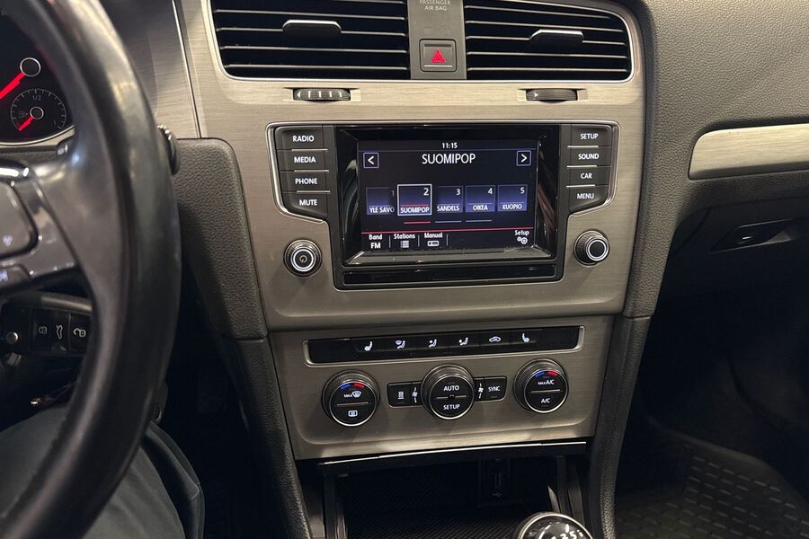 Volkswagen Golf vaihtoauto