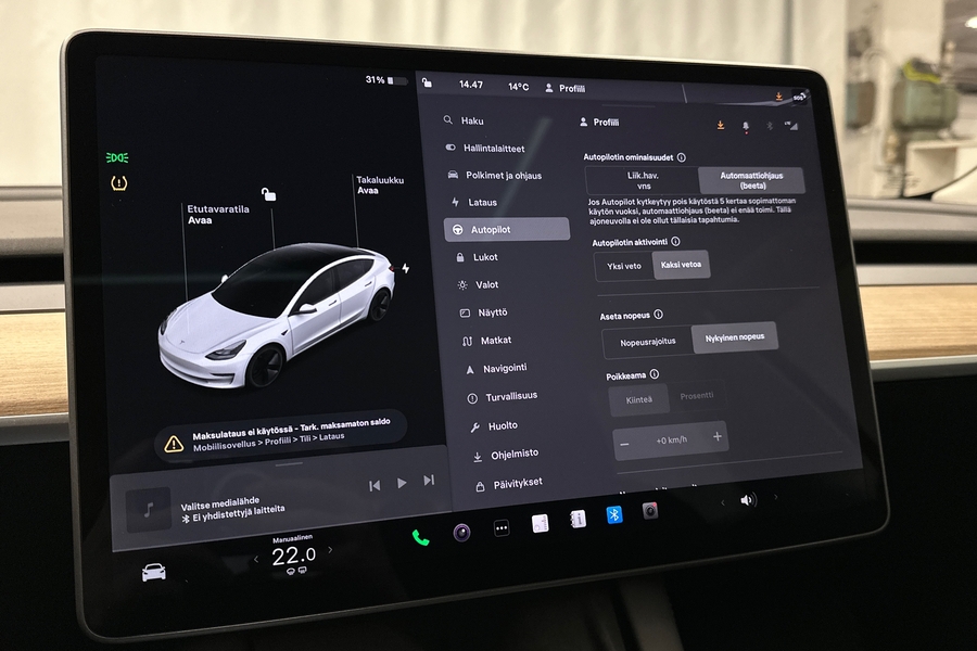 Tesla Model 3 vaihtoauto