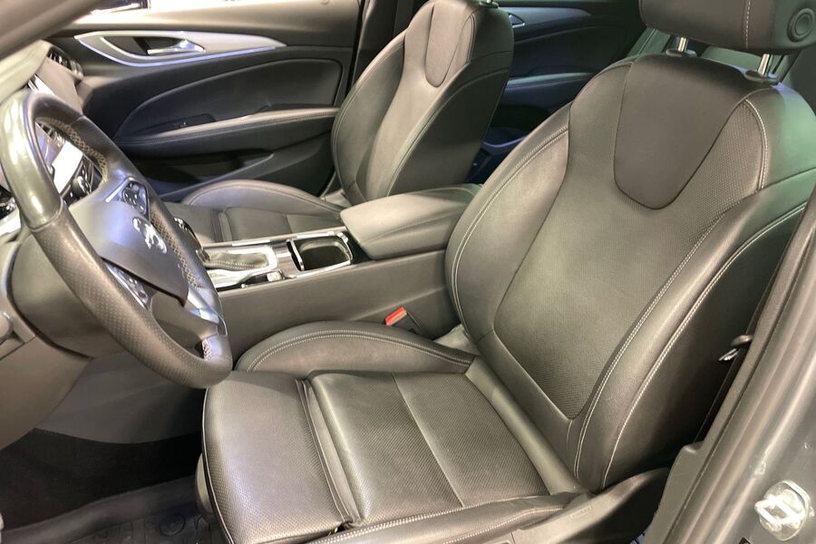 Opel Insignia vaihtoauto