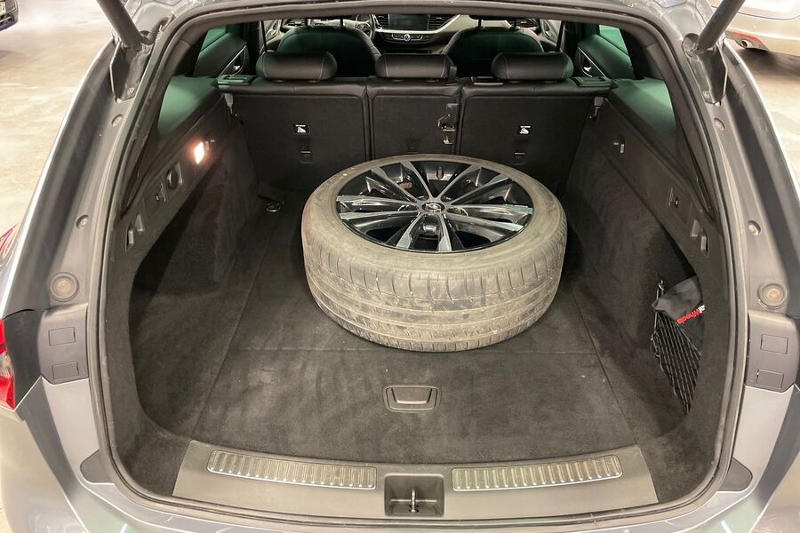 Opel Insignia vaihtoauto