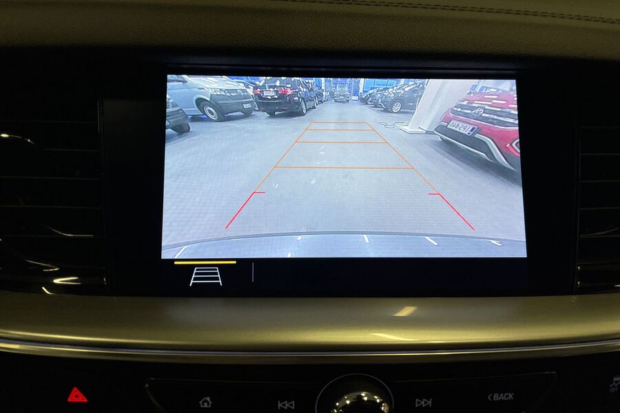 Opel Insignia vaihtoauto