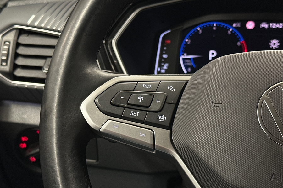 Volkswagen T-Cross vaihtoauto