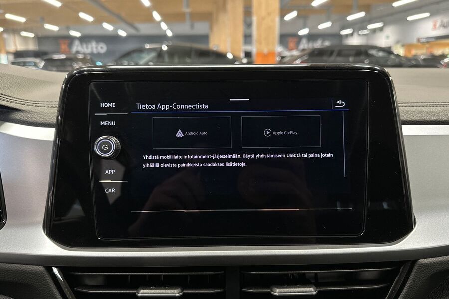 Volkswagen T-Roc vaihtoauto