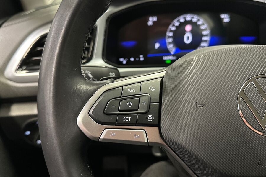 Volkswagen T-Roc vaihtoauto