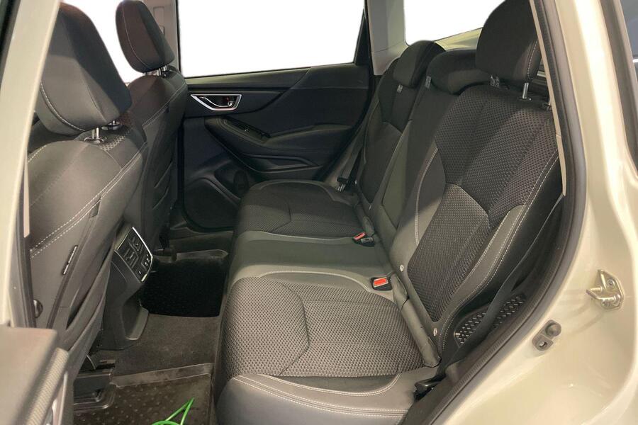 Subaru Forester vaihtoauto