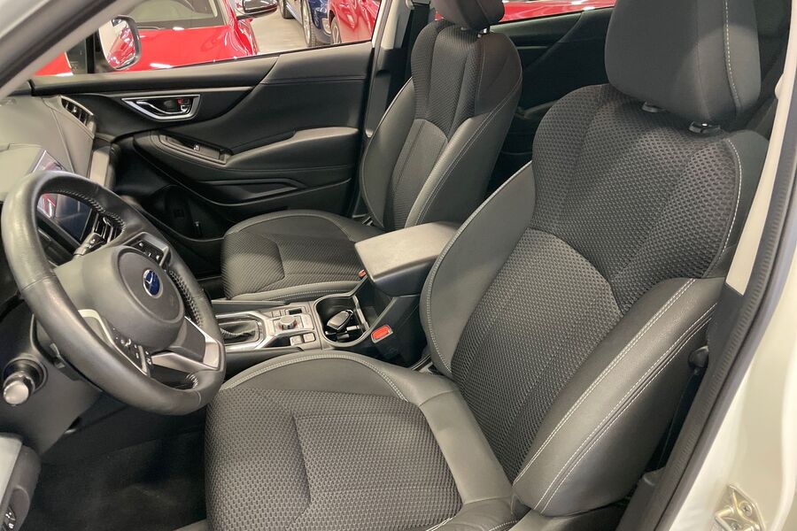 Subaru Forester vaihtoauto